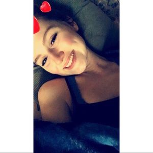 Meet your Posher, Madeline